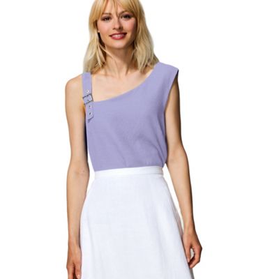 Lilac buckle shoulder top in fabric